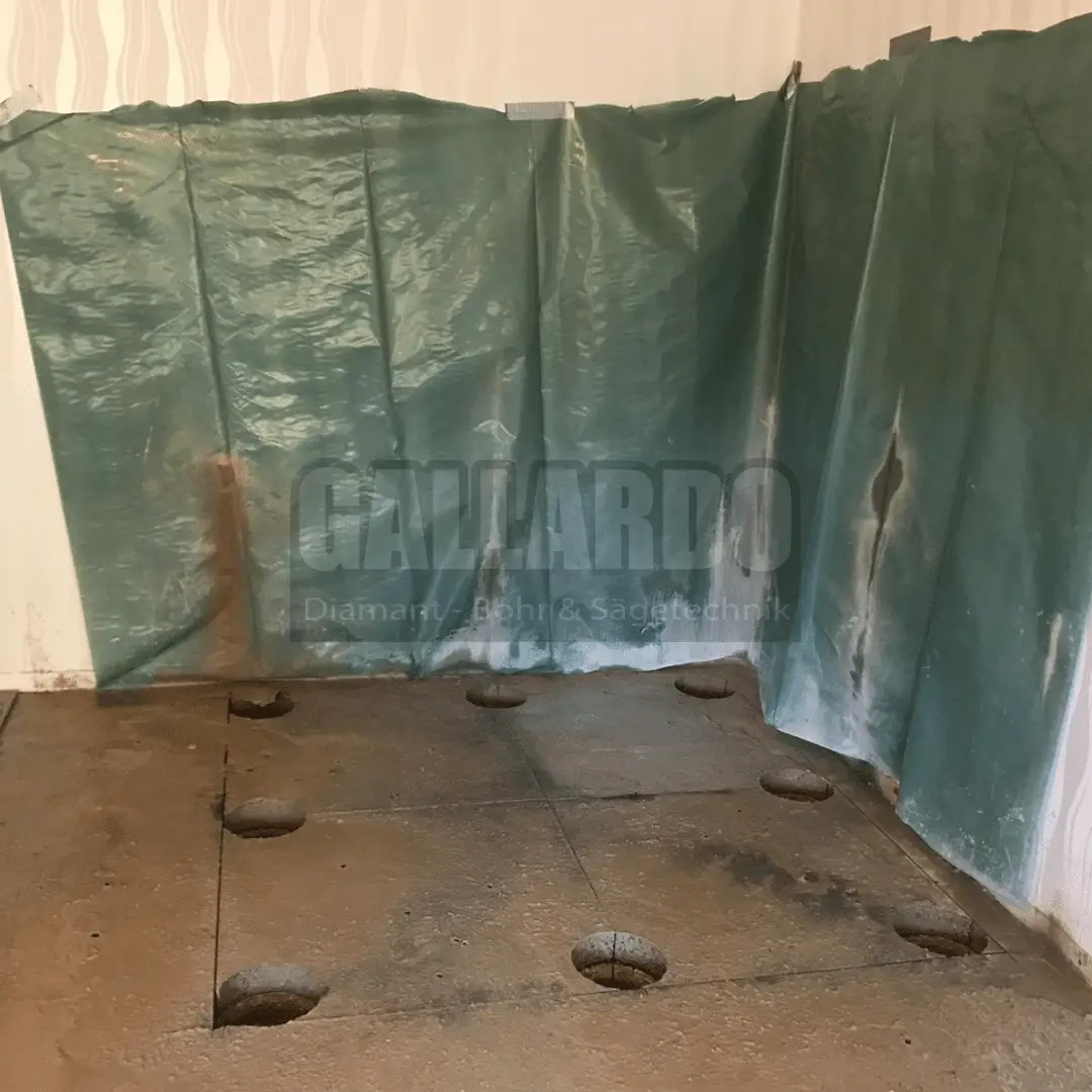 Gallardo Betonbohren & Betonsägen GmbH Düsseldorf Deckenöffnug in Grevenbroich.jpg