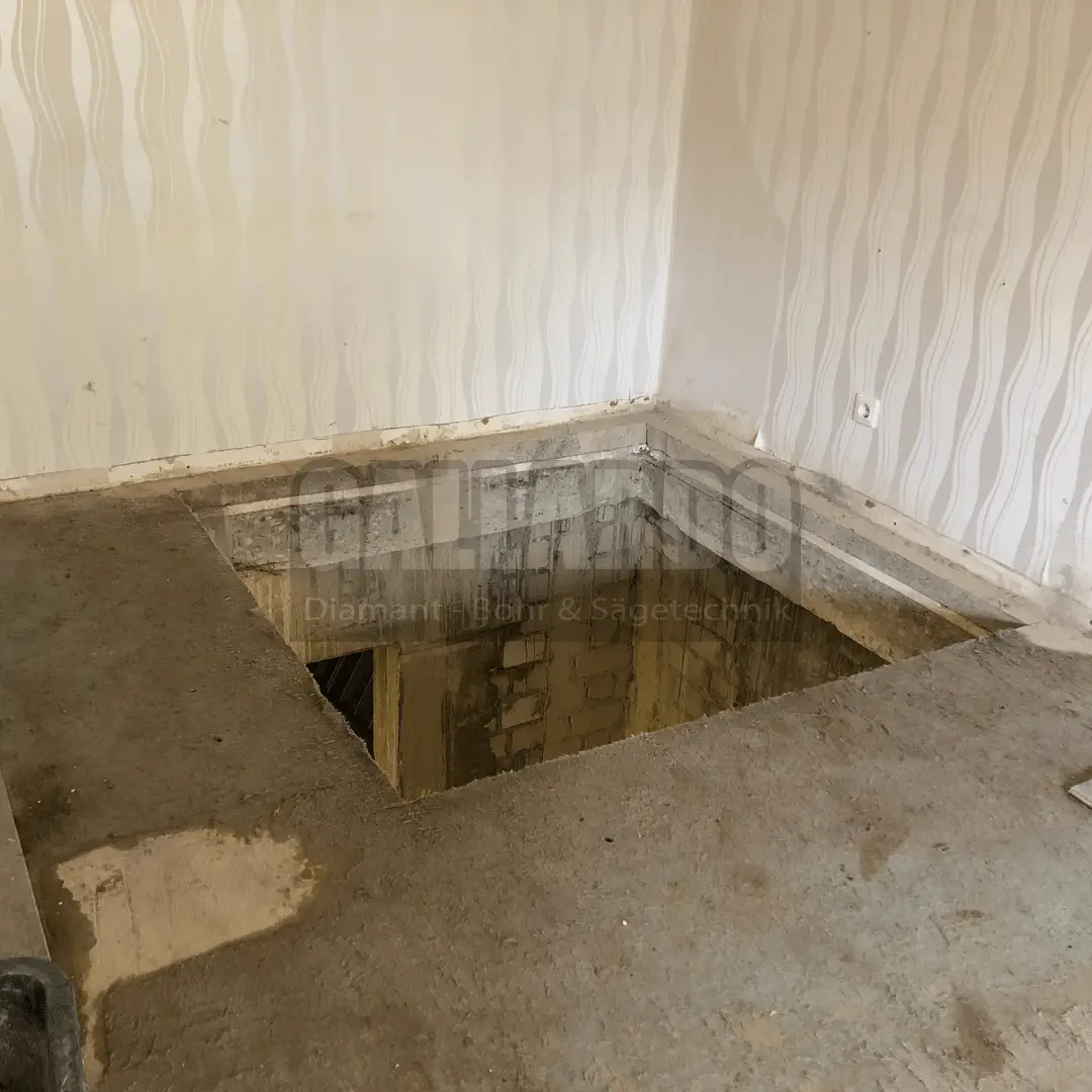 Gallardo Betonbohren & Betonsägen GmbH Düsseldorf Treppenöffung.JPEG