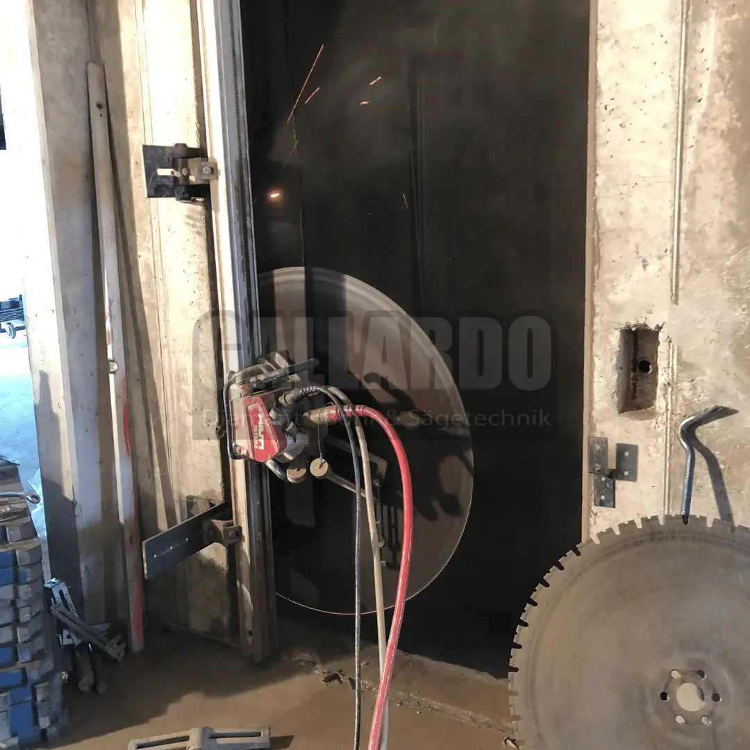 Gallardo Betonbohren _ Betonsägen GmbH Düsseldorf Wandsägen Düsseldorf.JPEG