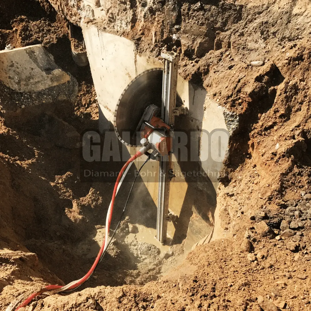 Betondemontage- Erschütterungsfreier Fundament Rückbau in Köln